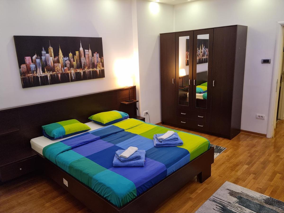 De Luxe Republic Square Apartment Of 100Sqm เบลเกรด ภายนอก รูปภาพ