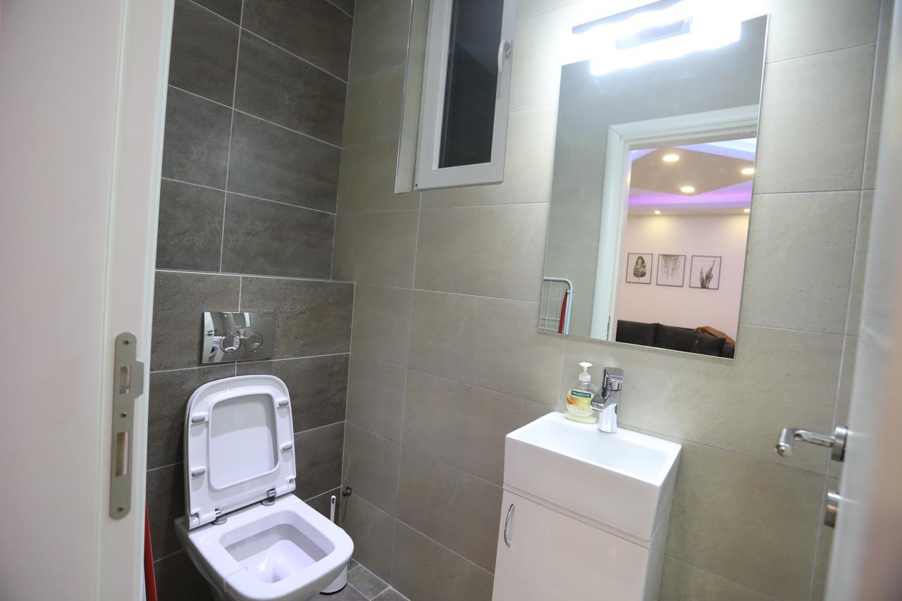 De Luxe Republic Square Apartment Of 100Sqm เบลเกรด ภายนอก รูปภาพ