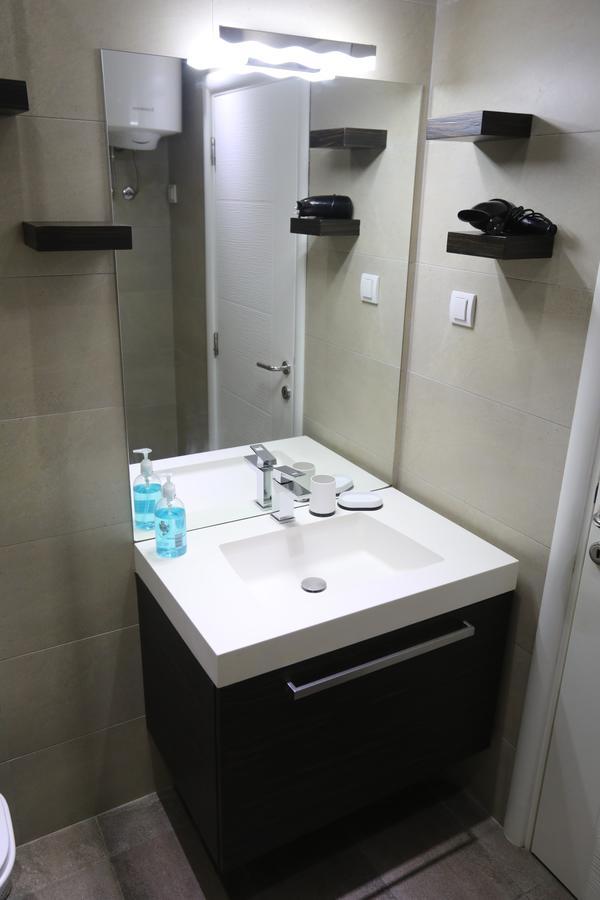 De Luxe Republic Square Apartment Of 100Sqm เบลเกรด ภายนอก รูปภาพ